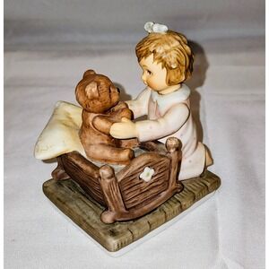 Beautiful 2003 "Now I Lay Me Down To Sleep" Goebel Berta Hummel Figurine BH239🧸